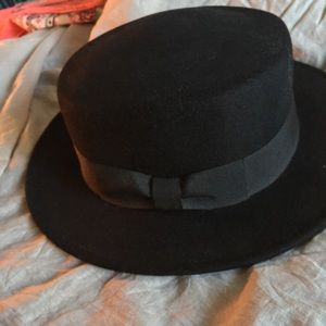 Nasty Gal black hat